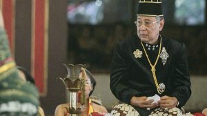 jumenngan-raja-keraton-surakarta-pb-xiii_20170423_090843